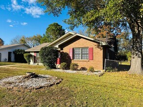 5821 Darien Dr in Montgomery, AL - Building Photo - Building Photo