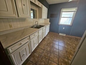 226 4th St E in Milan, IL - Building Photo - Building Photo