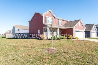 806 Kelly Pass in Greenwood, IN - Foto de edificio - Building Photo