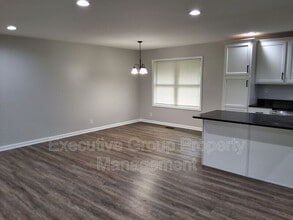 97 Atherton Rd in Radcliff, KY - Building Photo - Building Photo