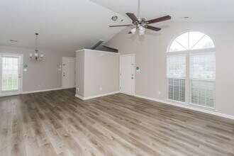 3044 Hawick Commons Dr in Concord, NC - Building Photo - Building Photo