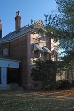 1333 Bardstown Rd in Louisville, KY - Foto de edificio - Building Photo