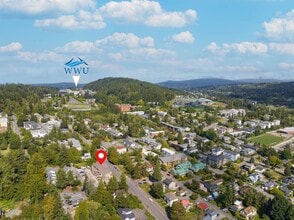 Windsor Place in Bellingham, WA - Building Photo - Building Photo