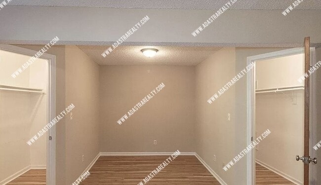 318 Birch Ln in Lawrence, KS - Building Photo - Building Photo