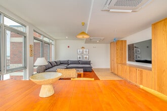 The Howell in Philadelphia, PA - Building Photo - Interior Photo
