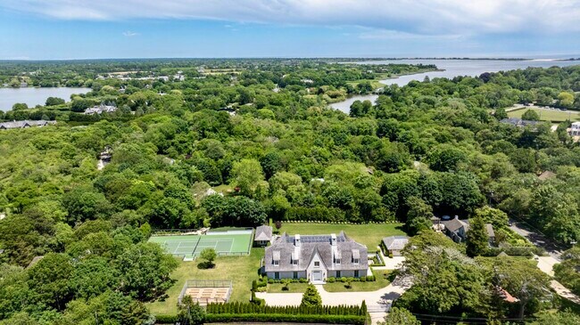 property at 127 Head of Pond Rd