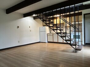 191 Briarwood Dr in Johnstown, OH - Building Photo - Building Photo