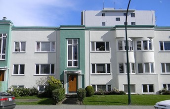 Esher Court in Vancouver, BC - Building Photo - Building Photo