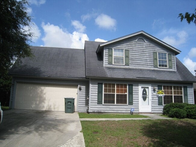property at 111 Country Walk Cir
