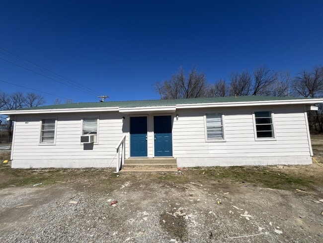 property at 483 S Jefferson St