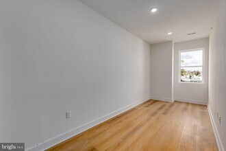 1222 W Silver St in Philadelphia, PA - Building Photo - Building Photo