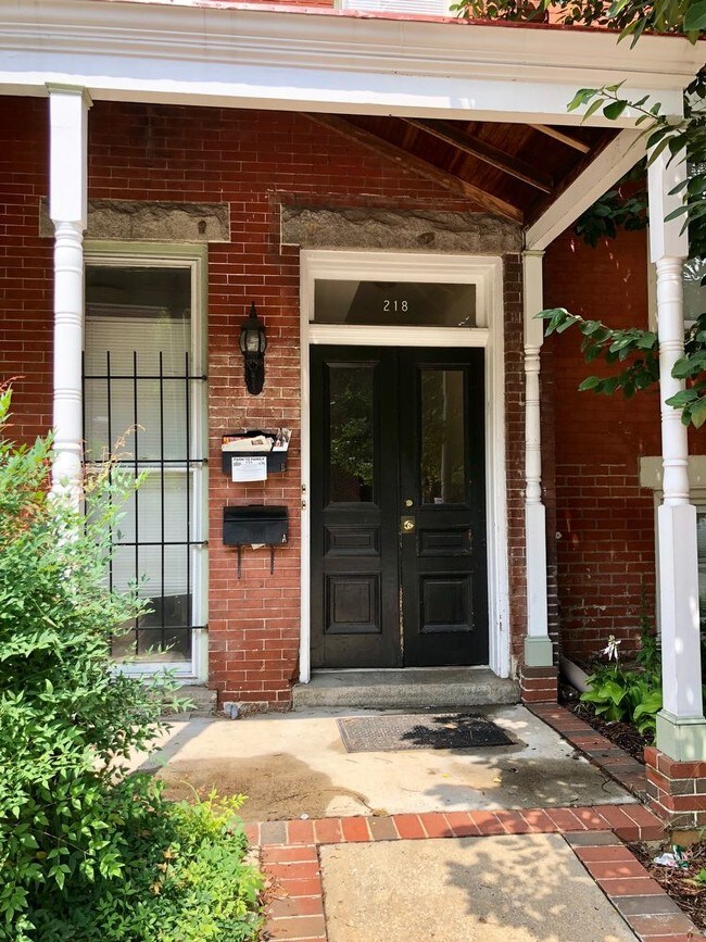 218 W Marshall St-Unit -A in Richmond, VA - Building Photo - Building Photo