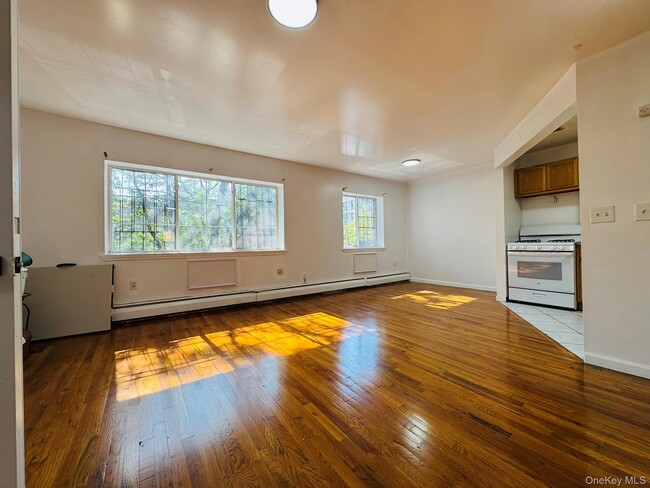 53 W 192nd St in Bronx, NY - Building Photo - Building Photo