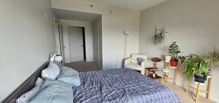 1 Carriage City Plz, Unit 1509 in Rahway, NJ - Building Photo - Building Photo