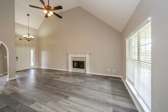 13073 Claybourne Cove in Olive Branch, MS - Building Photo - Building Photo