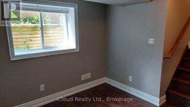 24 Histon Crescent in Brampton, ON - Building Photo - Building Photo