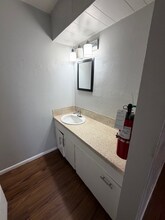 5220 Weber Rd in Corpus Christi, TX - Building Photo - Building Photo