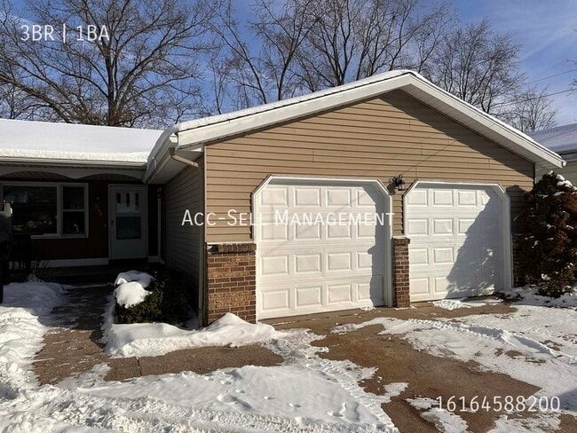 5798 Christie Ave SE