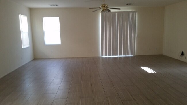 3784 Kit Fox St in Las Vegas, NV - Building Photo - Building Photo