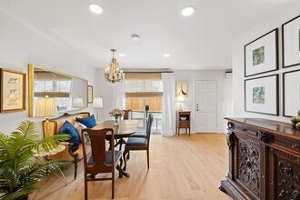 5332 Balcones Dr in Austin, TX - Building Photo - Building Photo
