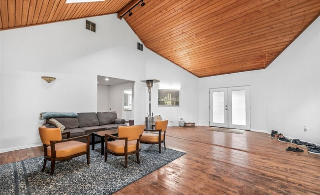 property at 3225 148th St NE