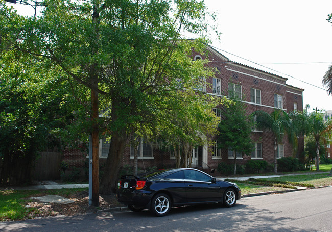 2061 Forbes St in Jacksonville, FL - Foto de edificio - Building Photo