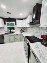 3106 Mowles Rd in Salem, VA - Building Photo - Building Photo