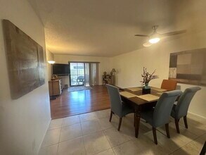 134 S Cypress Rd in Pompano Beach, FL - Building Photo - Building Photo