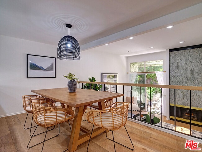 4776 La Villa Marina in Marina Del Rey, CA - Building Photo - Building Photo