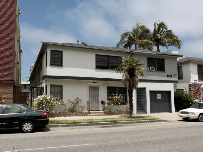 Appleton Apartments in Long Beach, CA - Building Photo - Building Photo