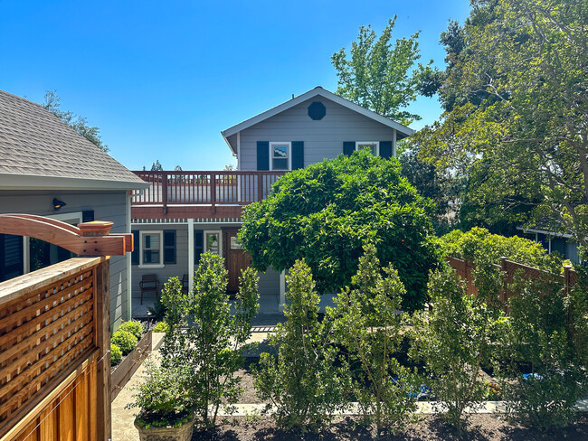 property at 416 Grant St
