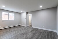 St. Laurent Apartments photo'