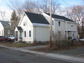 64 Spring St in Keene, NH - Building Photo