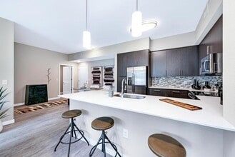 Legacy Gateway Apartments in Ft. Myers, FL - Foto de edificio - Building Photo