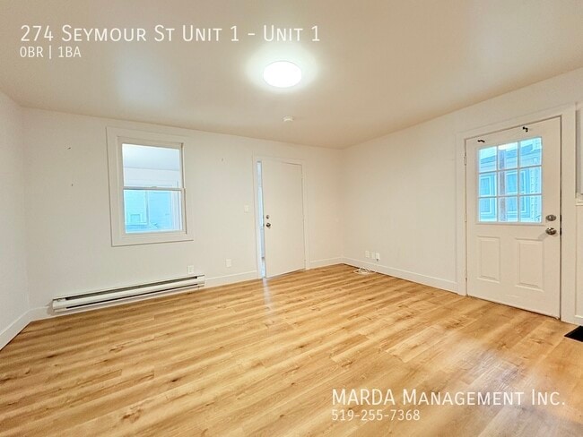 274 Seymour St in Amherstburg, ON - Building Photo - Building Photo