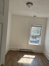 38 London St in Lowell, MA - Building Photo - Building Photo