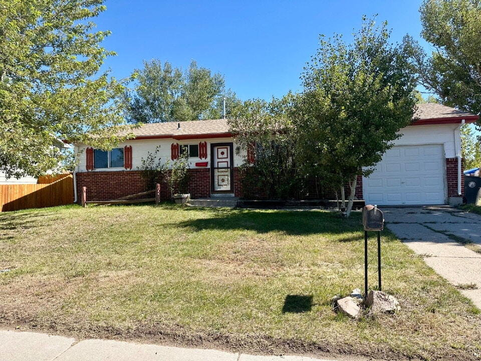 4507 Marble Ave in Cheyenne, WY - Foto de edificio