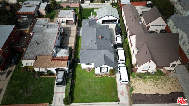 2223 W 78th Pl in Inglewood, CA - Building Photo - Building Photo