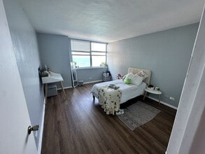 6301 N Sheridan Rd, Unit 12N in Chicago, IL - Foto de edificio - Building Photo