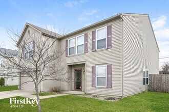 10077 Pine Grove Way in Indianapolis, IN - Building Photo - Building Photo