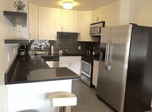 768 N Ogden St, Unit #17 in Denver, CO - Building Photo - Building Photo