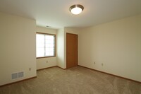 West Ridge Luxury Apartments in Burlington, WI - Building Photo - Floor Plan