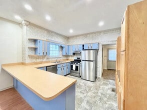 614 Elm St in Ravenna, KY - Foto de edificio - Building Photo