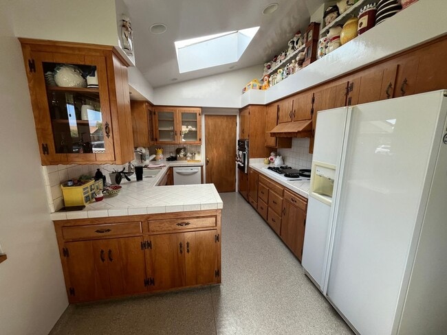 502 E Rose Ave in Santa Maria, CA - Building Photo - Building Photo