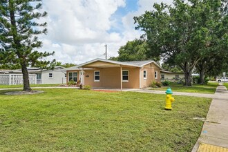 5825 81st Ave in Pinellas Park, FL - Building Photo - Building Photo