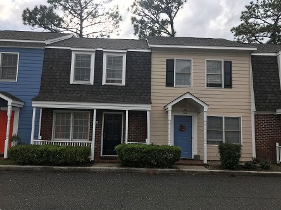 2232 Yaupon Dr in Wilmington, NC - Building Photo