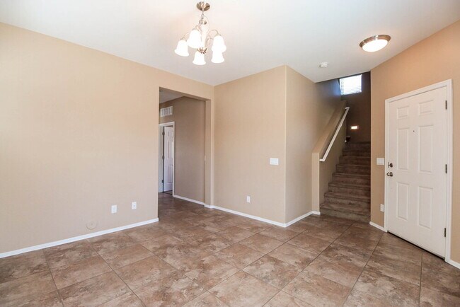 7826 S 50th Dr in Phoenix, AZ - Building Photo - Building Photo