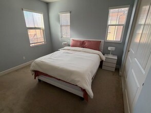 161 Coyote Brush in Irvine, CA - Building Photo - Building Photo