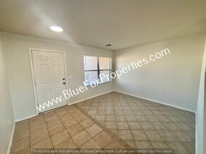 216 E Scarlet Maple St in Sahuarita, AZ - Building Photo - Building Photo