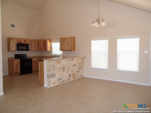 property at 1211 Rimrock Cv